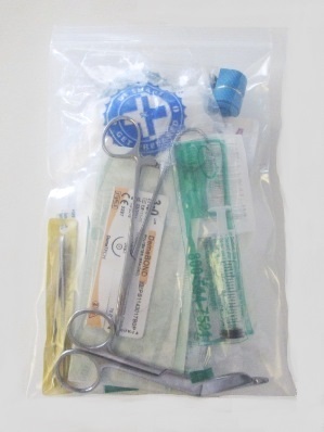 Suture / Wound Closure Pack back
